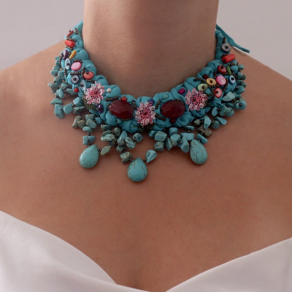 Handmade Needle Lace Collar Bib Necklace, Turquoise Gemstone, Floral Jewelry